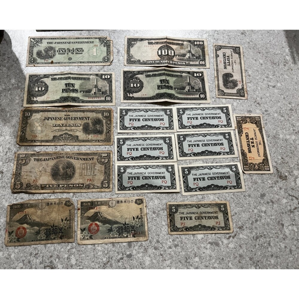 Vintage 1940’s World War II Japanese Pesos 50 sen lot of 17  bills